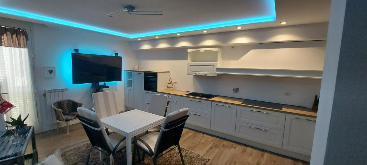 L'Angolo Di Ari Vaiano  Extérieur photo